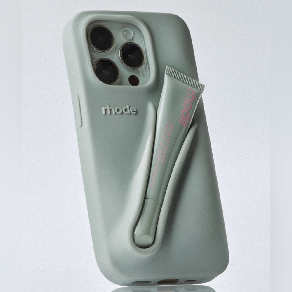 NWT RHODE Lip Case in Grey